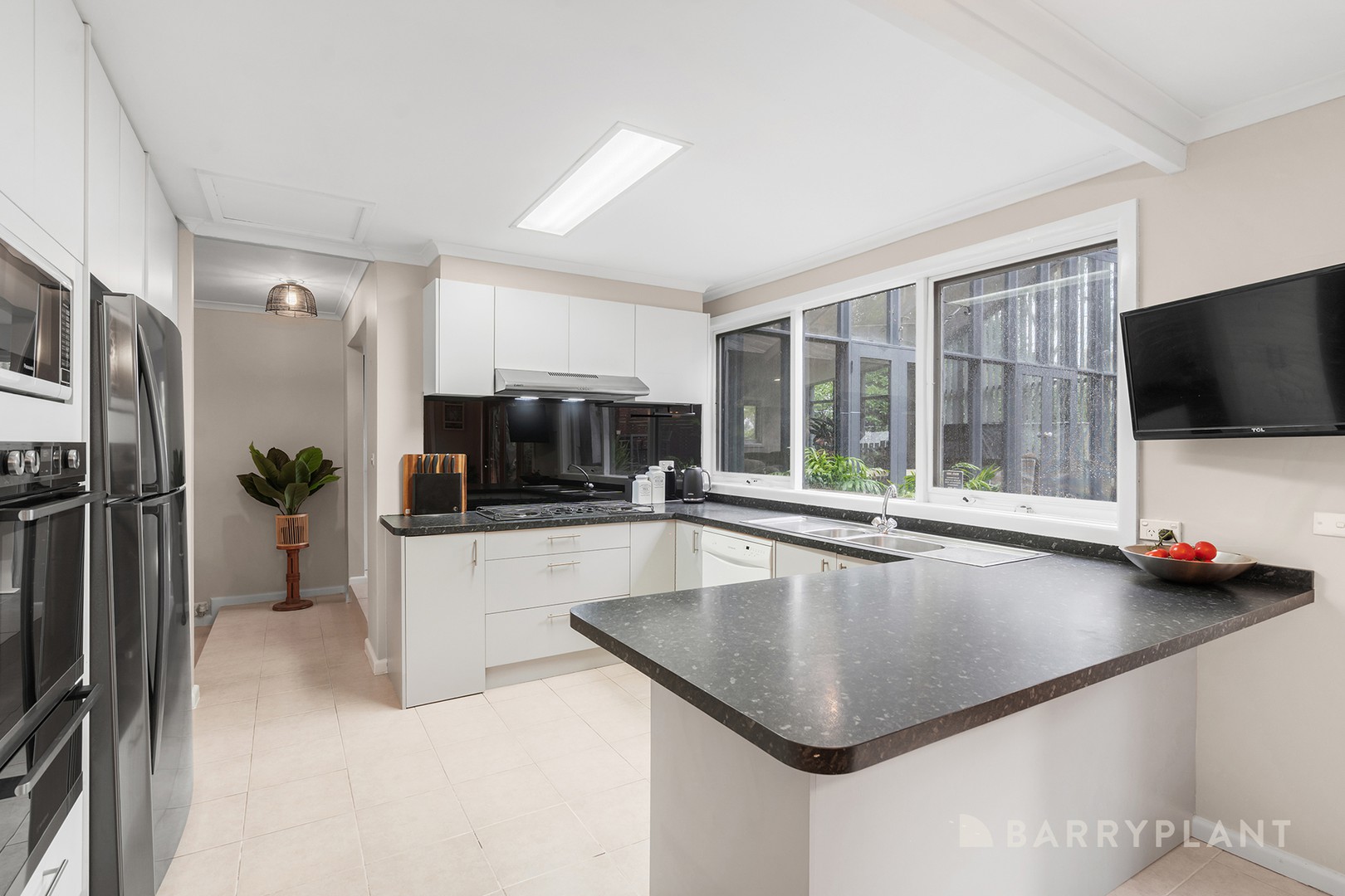 3 Hughes Road, Upper Ferntree Gully, VIC 3156, Upper Ferntree Gully - Thumbnail 3