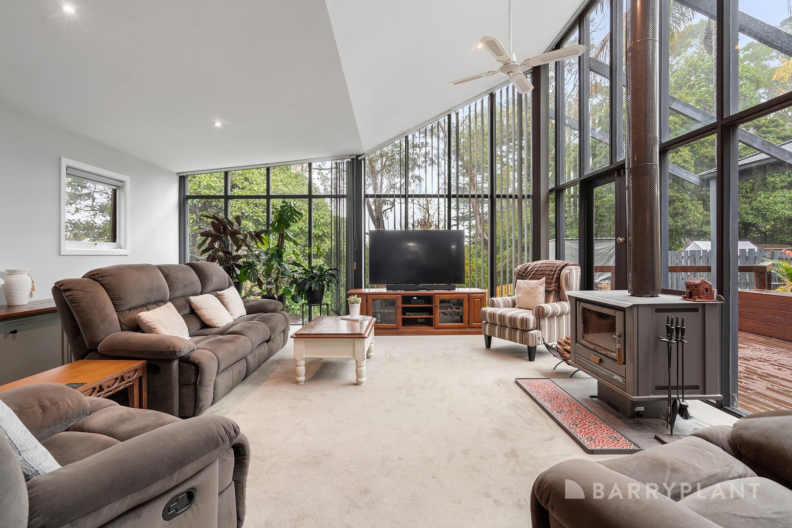 3 Hughes Road, Upper Ferntree Gully, VIC 3156, Upper Ferntree Gully - Thumbnail 4