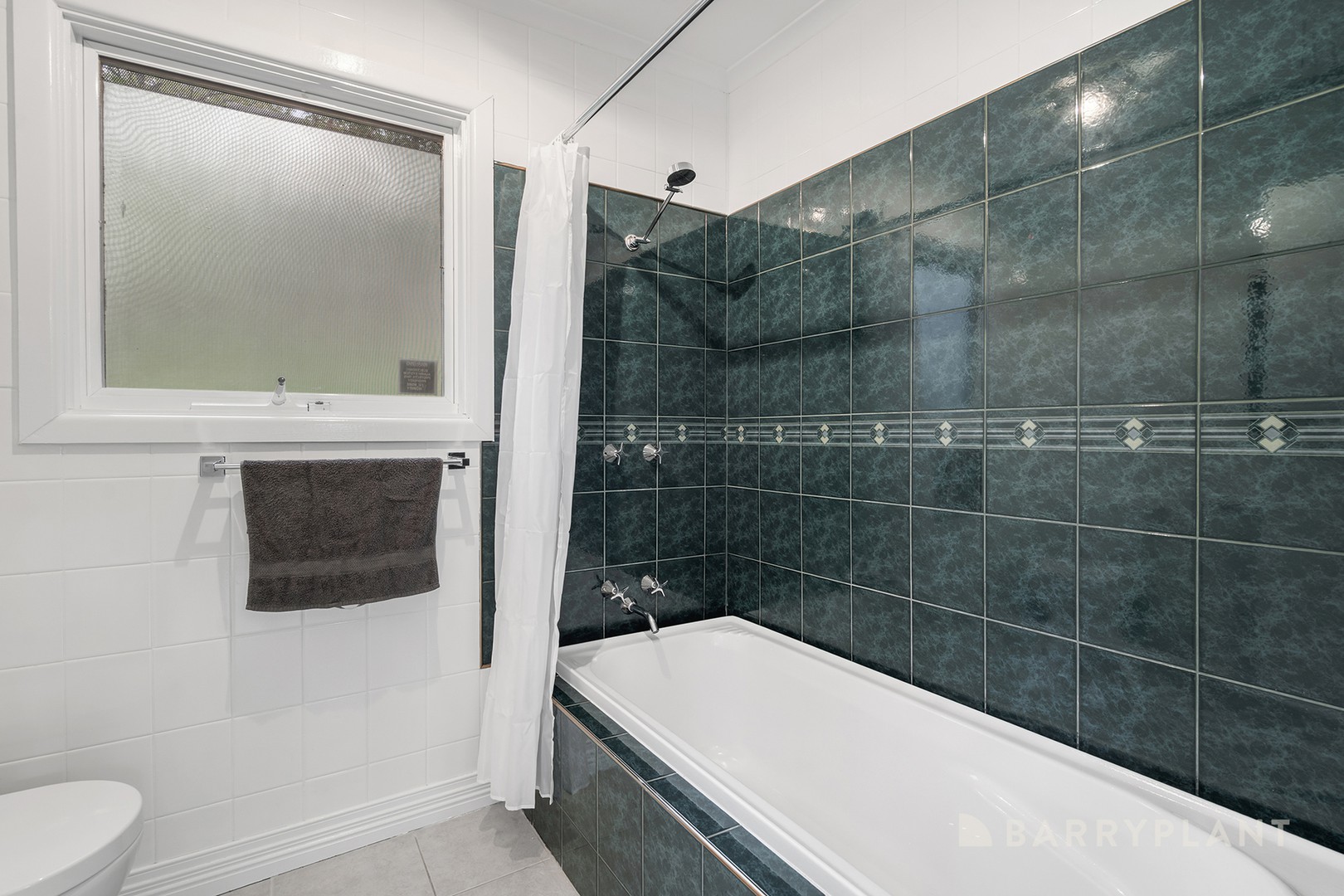 3 Hughes Road, Upper Ferntree Gully, VIC 3156, Upper Ferntree Gully - Thumbnail 5