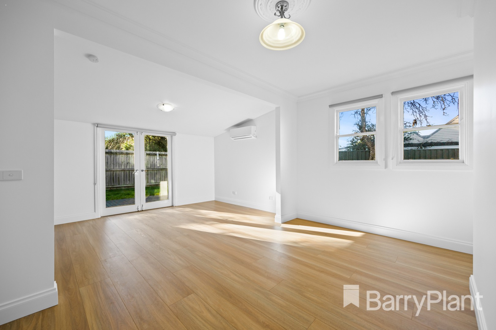 3 Hunt Street, Ballarat East, VIC 3350, Ballarat East - Thumbnail 2