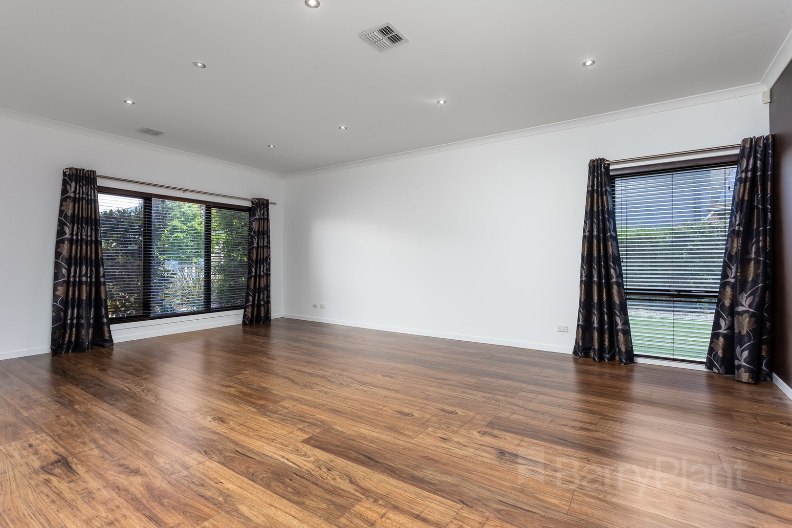 3 Innisfail Drive, Point Cook, VIC 3030, Point Cook - Thumbnail 6