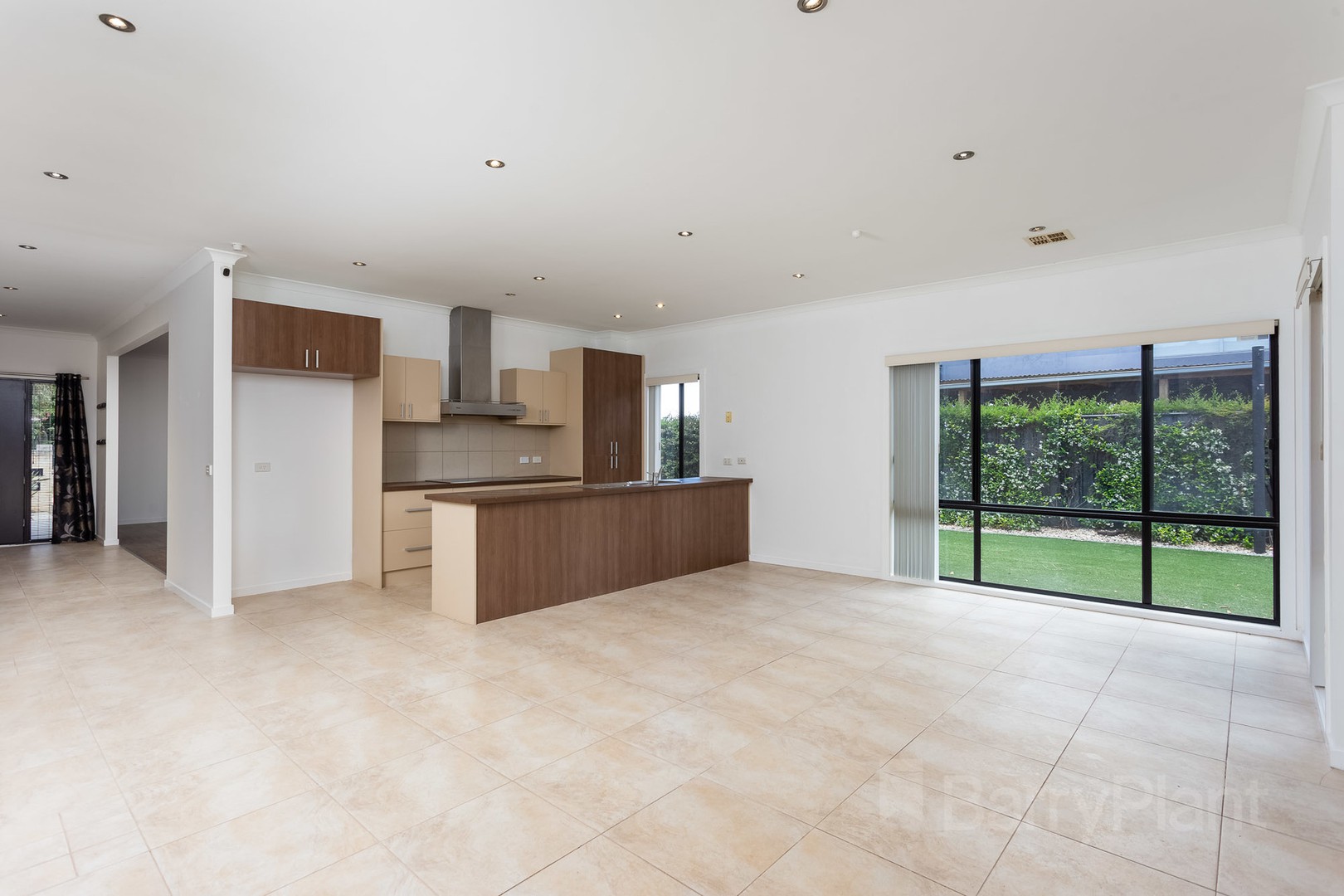 3 Innisfail Drive, Point Cook, VIC 3030, Point Cook - Thumbnail 8