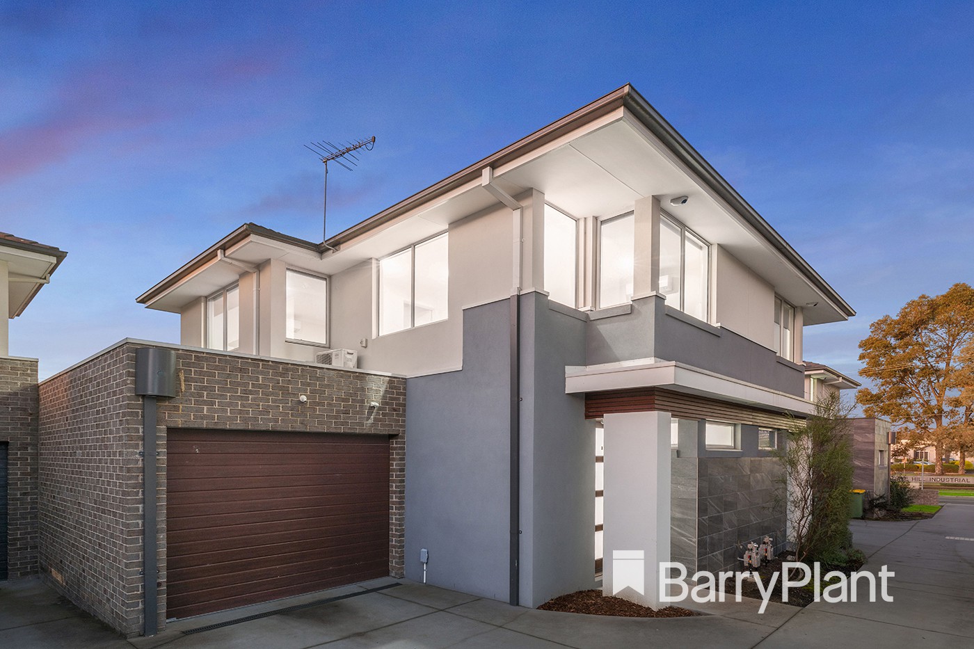 3 Isla Close, Lilydale, VIC 3140, Lilydale - Thumbnail 2