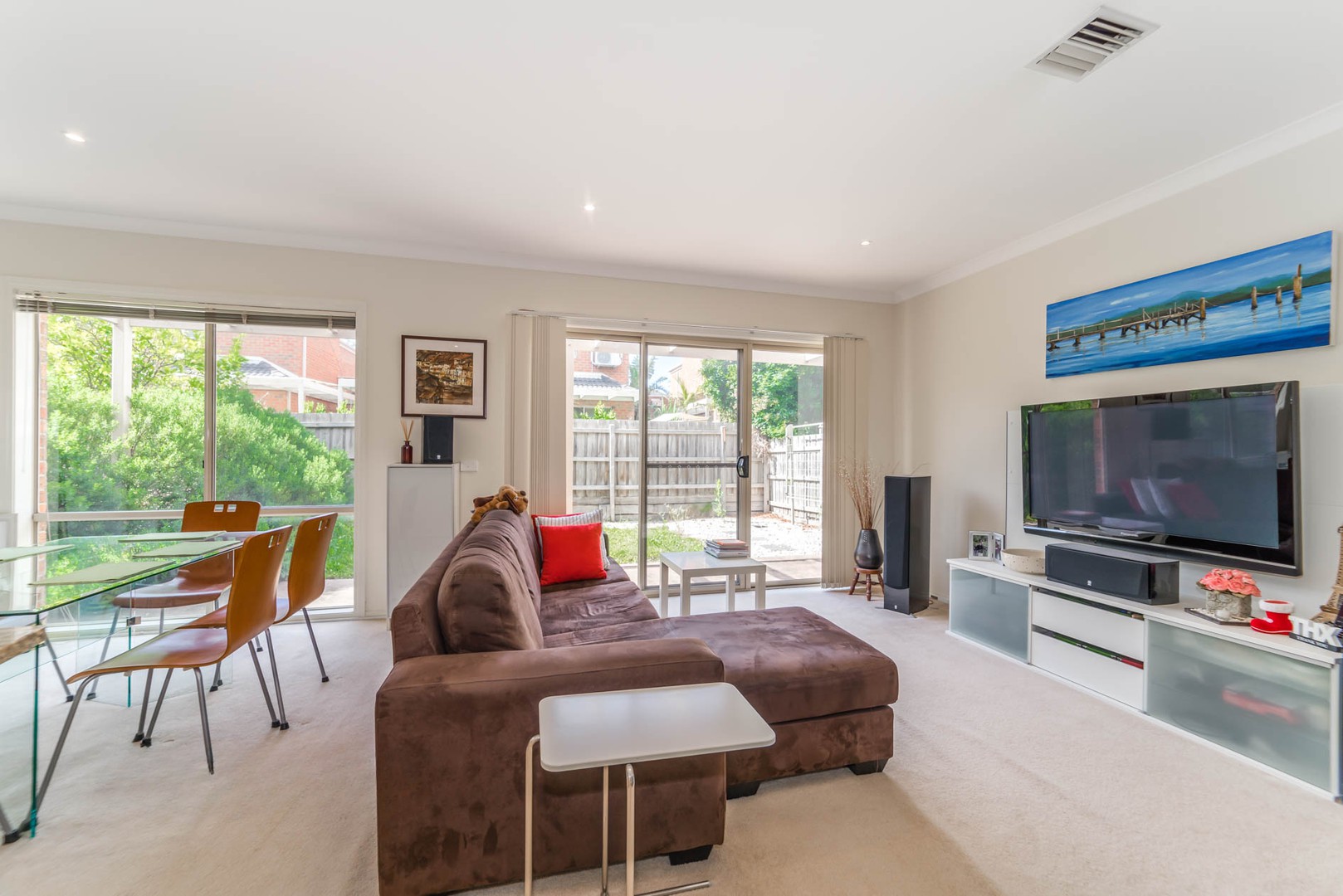 3 Jacaranda Court, Mitcham, VIC 3132, Mitcham - Thumbnail 3