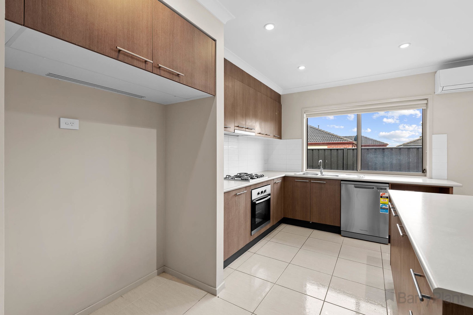 3 Jefferson Avenue, Cranbourne North, VIC 3977, Cranbourne North - Thumbnail 3