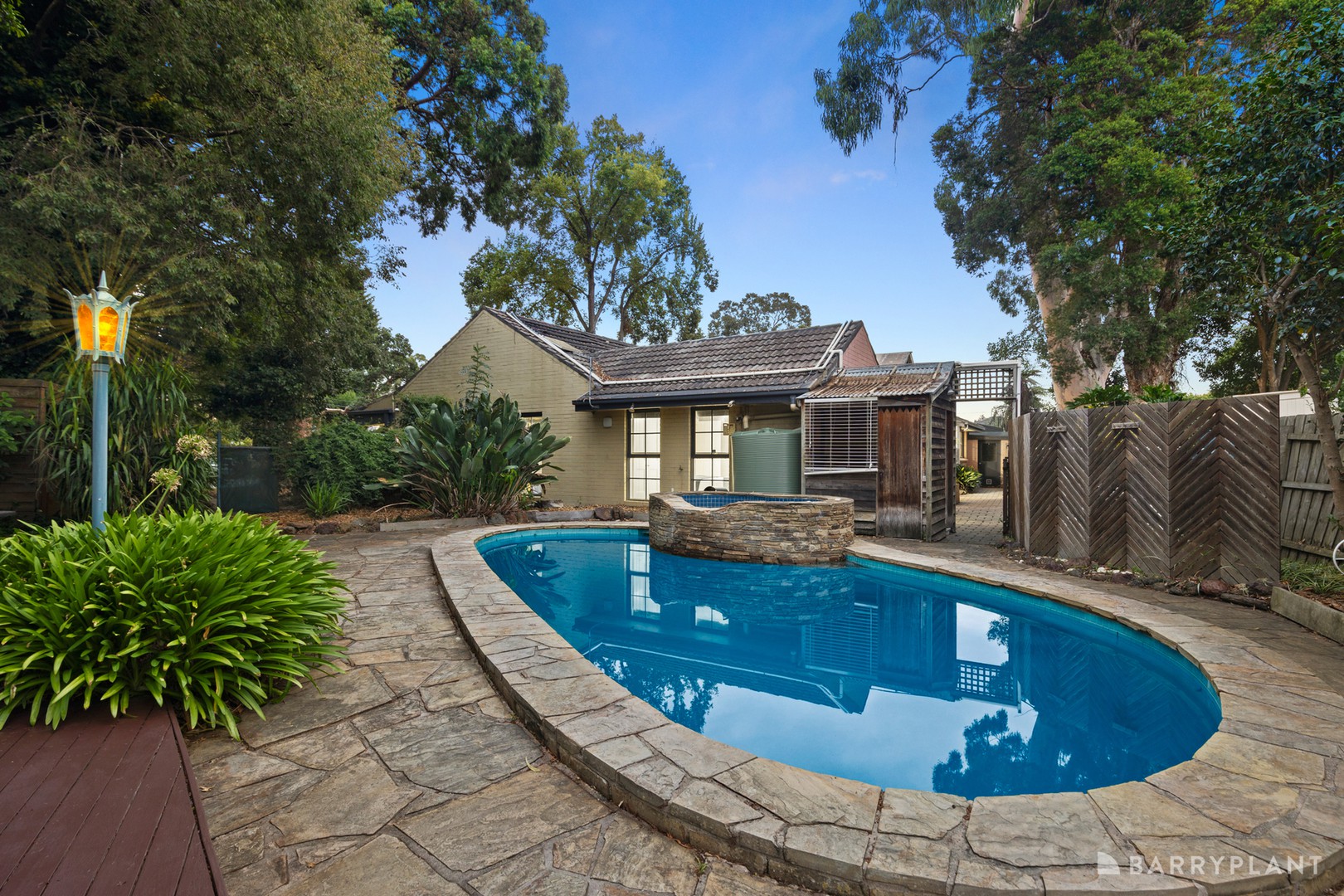 3 Joan Court, Heathmont, VIC 3135 - Thumbnail 2 - 14/04/2026