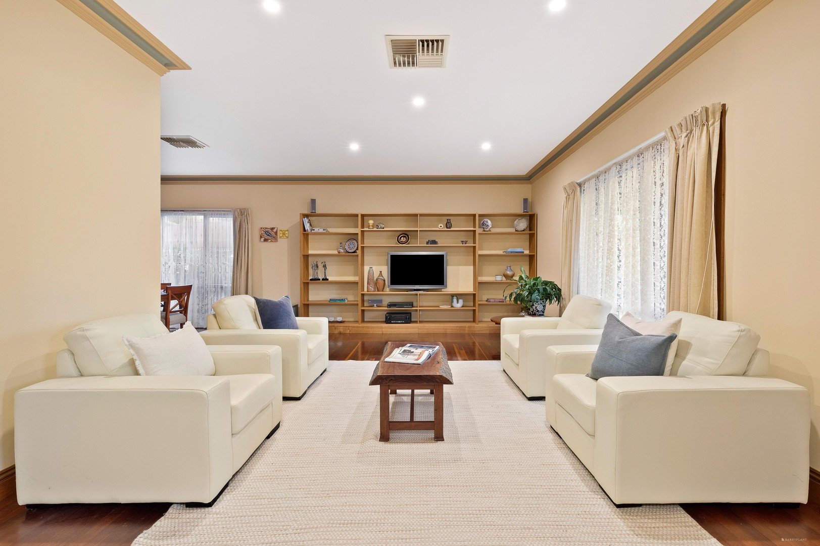 3 Kamarooka Drive, Wattle Glen, VIC 3096, Wattle Glen - Thumbnail 3