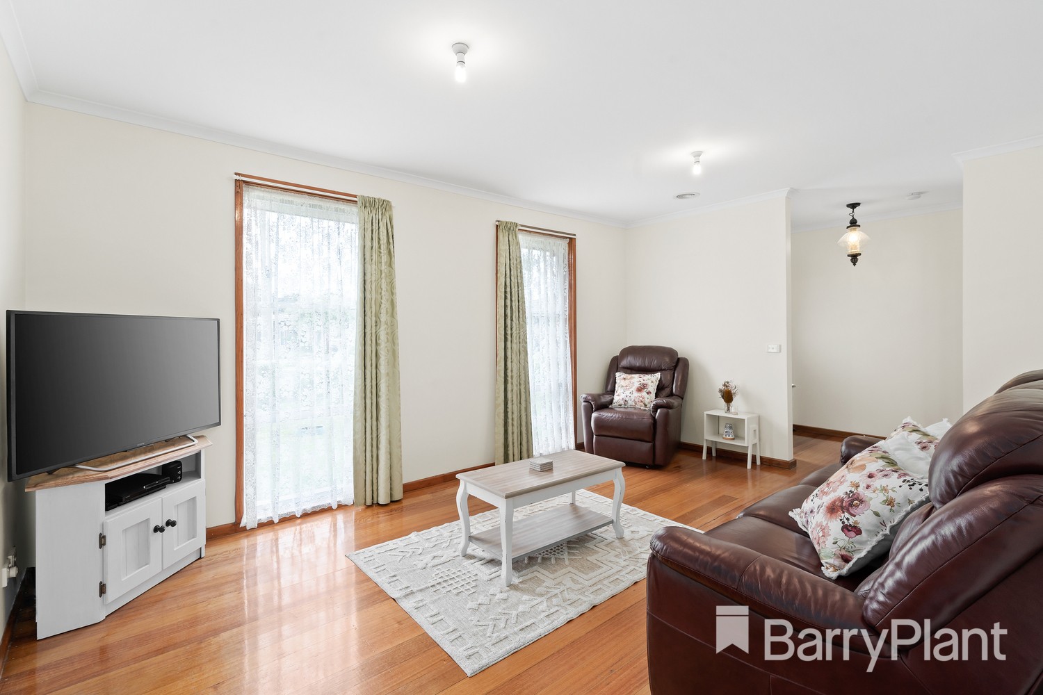 3 Kay Court, Sunshine West, VIC 3020 - Thumbnail 2 - 25/10/2022