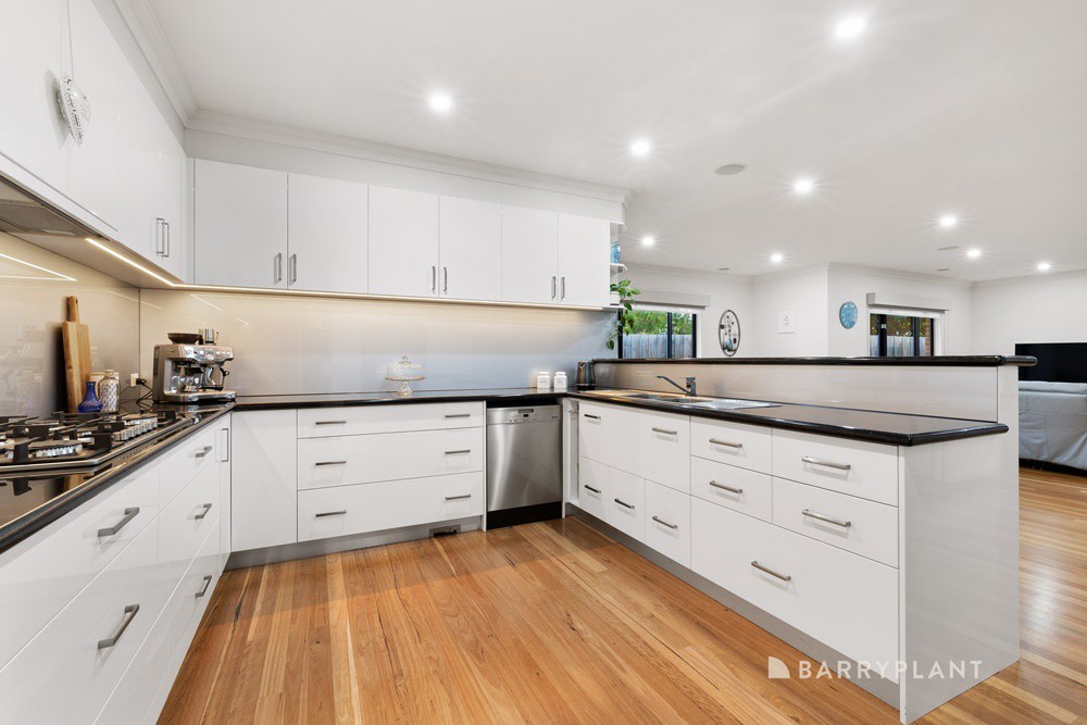 3 Kellaway Court, Wantirna, VIC 3152, Wantirna - Thumbnail 3