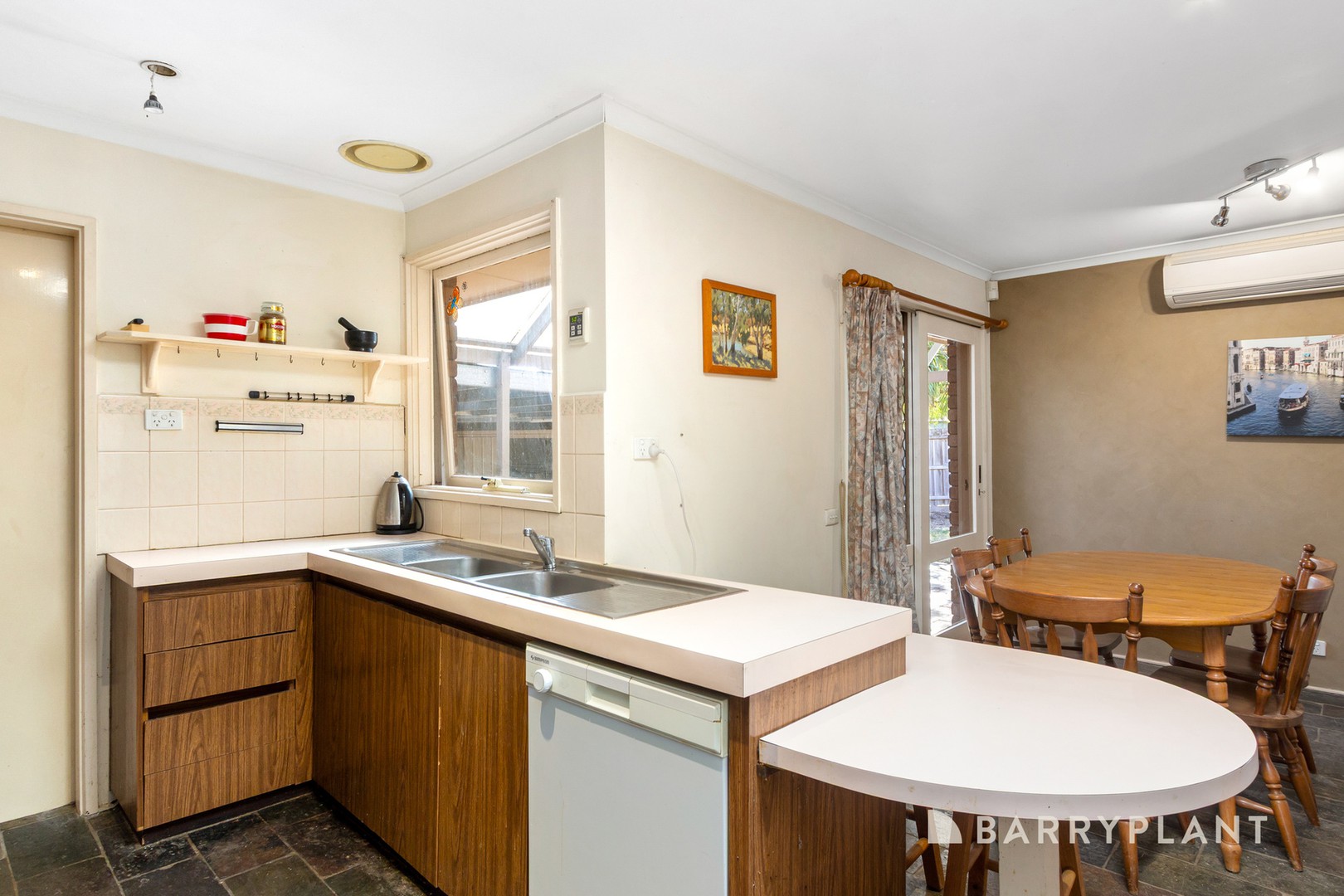 3 Kimber Close, Ferntree Gully, VIC 3156, Ferntree Gully - Thumbnail 3