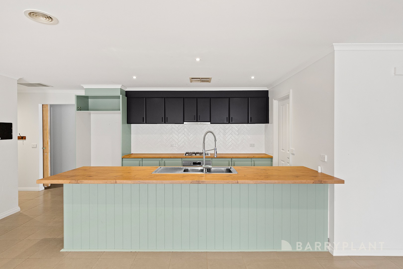 3 Kristan Court, Drouin, VIC 3818 - Thumbnail 1 - 28/01/2026