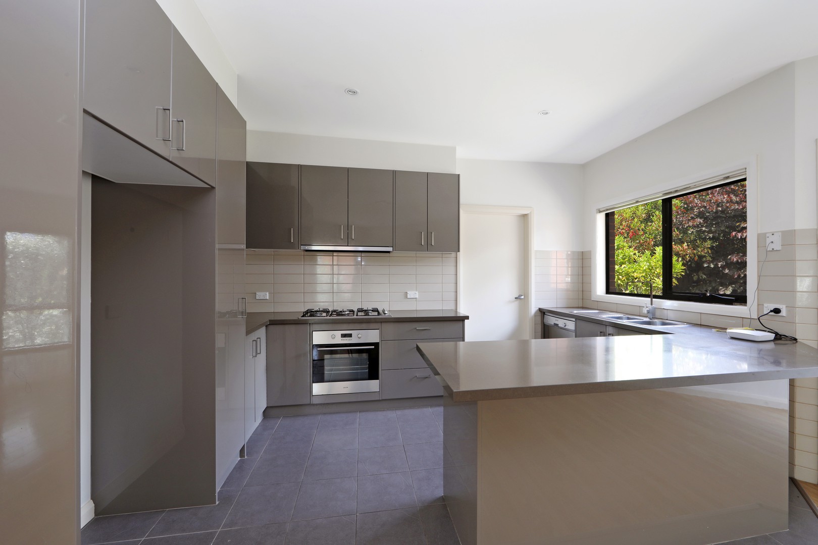 3 Lakeview Avenue, Rowville, VIC 3178, Rowville - Thumbnail 3