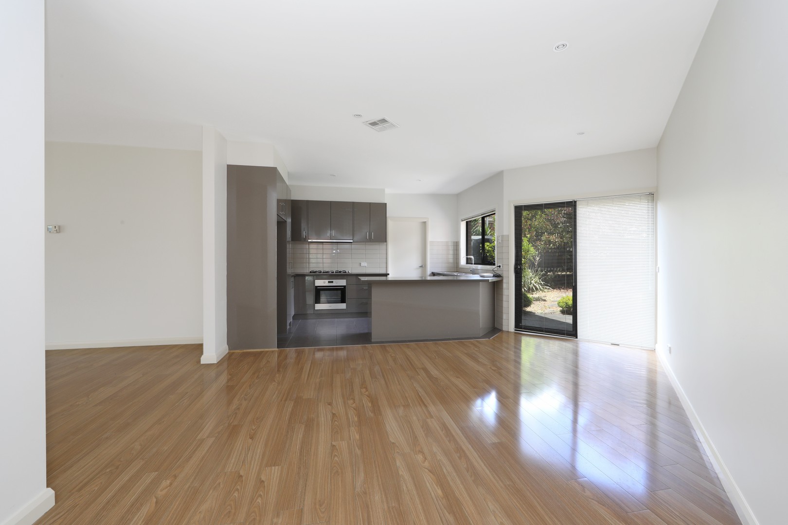 3 Lakeview Avenue, Rowville, VIC 3178, Rowville - Thumbnail 4
