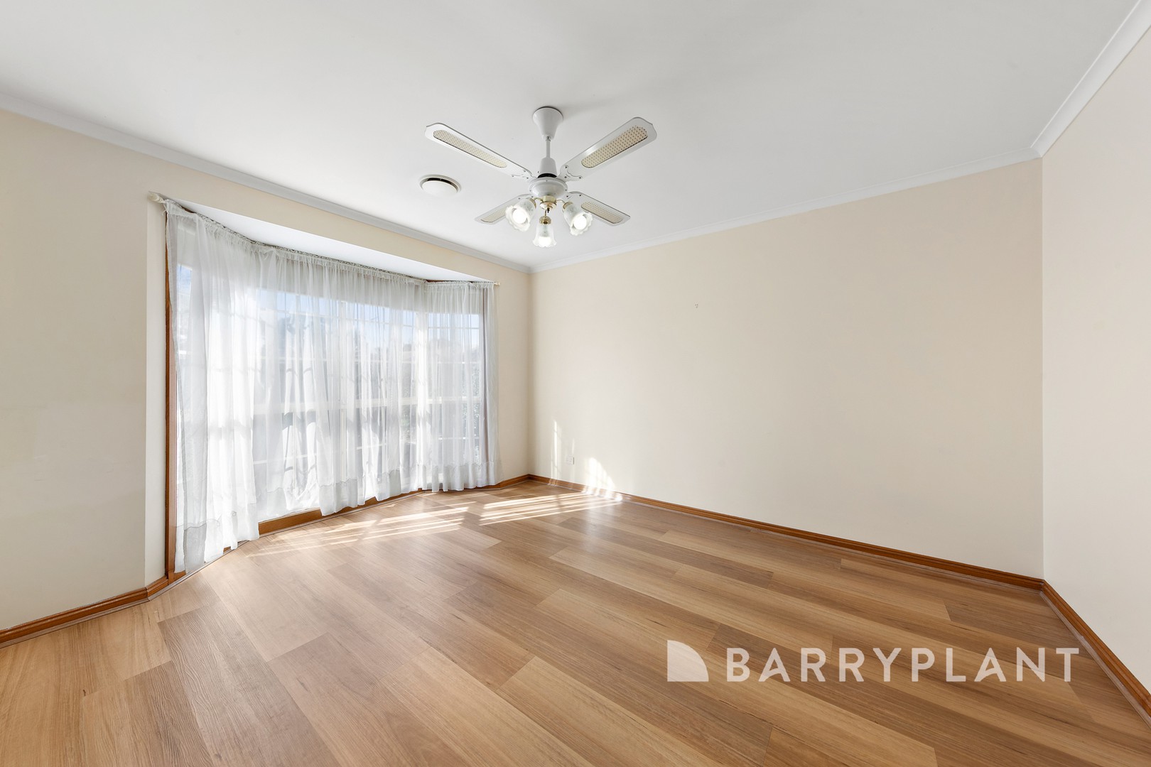 3 Landau Court, Taylors Lakes, VIC 3038 - Thumbnail 2 - 10/07/2026