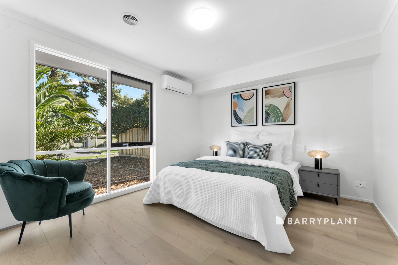 3 Lauder Place, Berwick, VIC 3806 - Thumbnail 2 - 09/09/2026