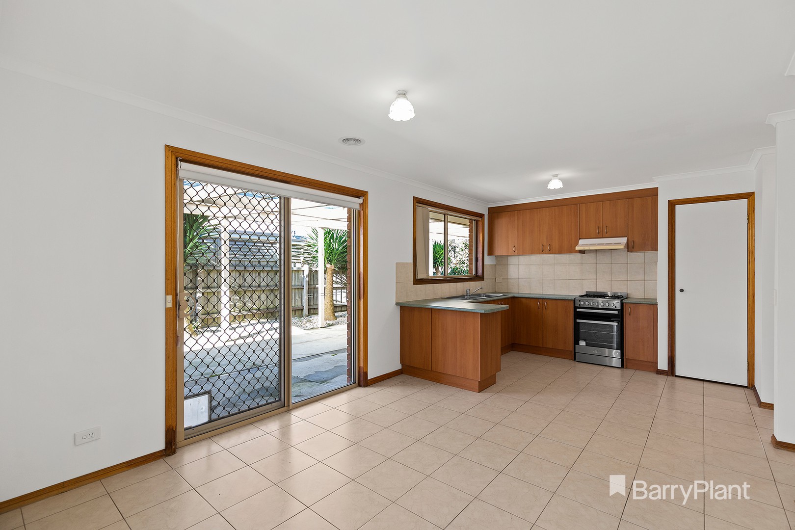 3 Lauren Square, Pakenham, VIC 3810, Pakenham - Thumbnail 2