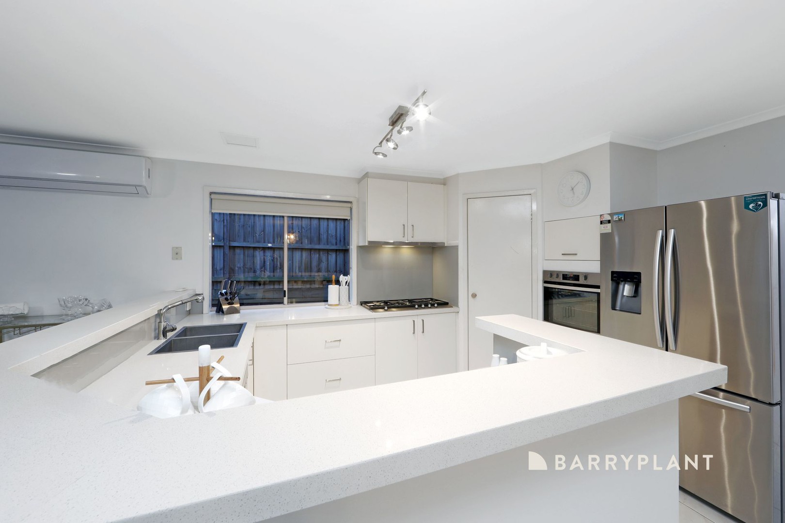3 Lawncliffe Court, Rowville, VIC 3178 - Thumbnail 2 - 21/05/2026