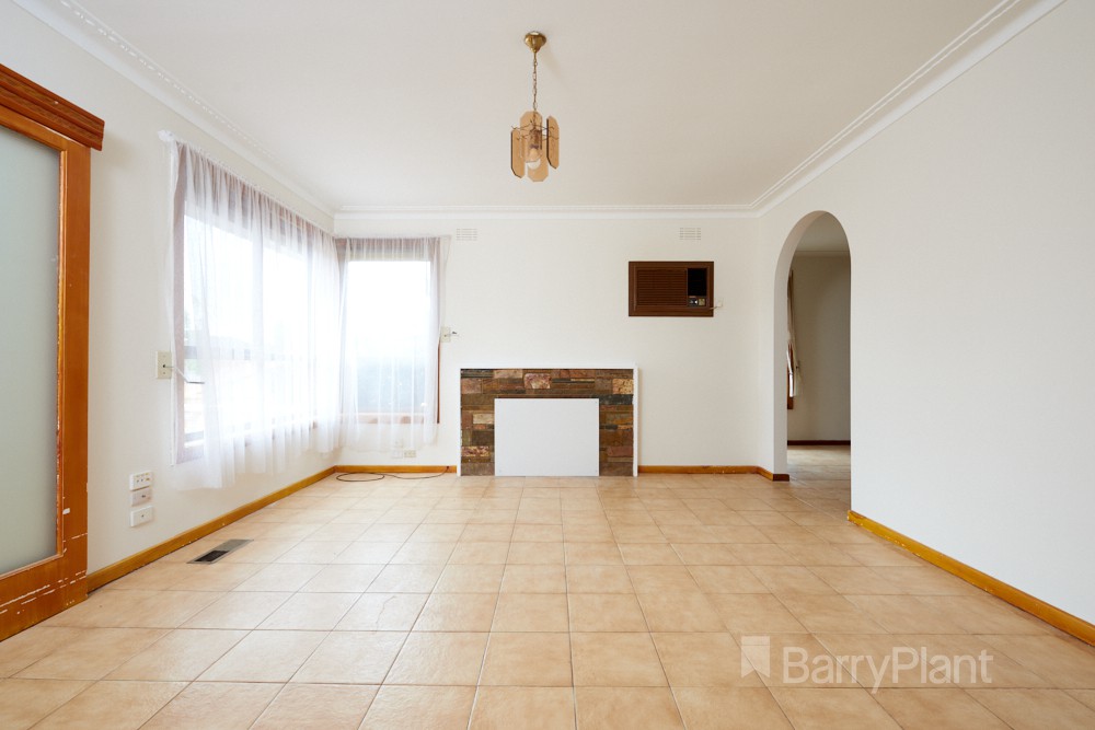 3 Loris Street, Springvale South, VIC 3172, Springvale South - Thumbnail 2