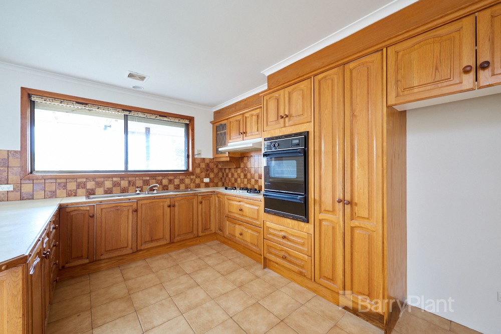 3 Loris Street, Springvale South, VIC 3172, Springvale South - Thumbnail 3
