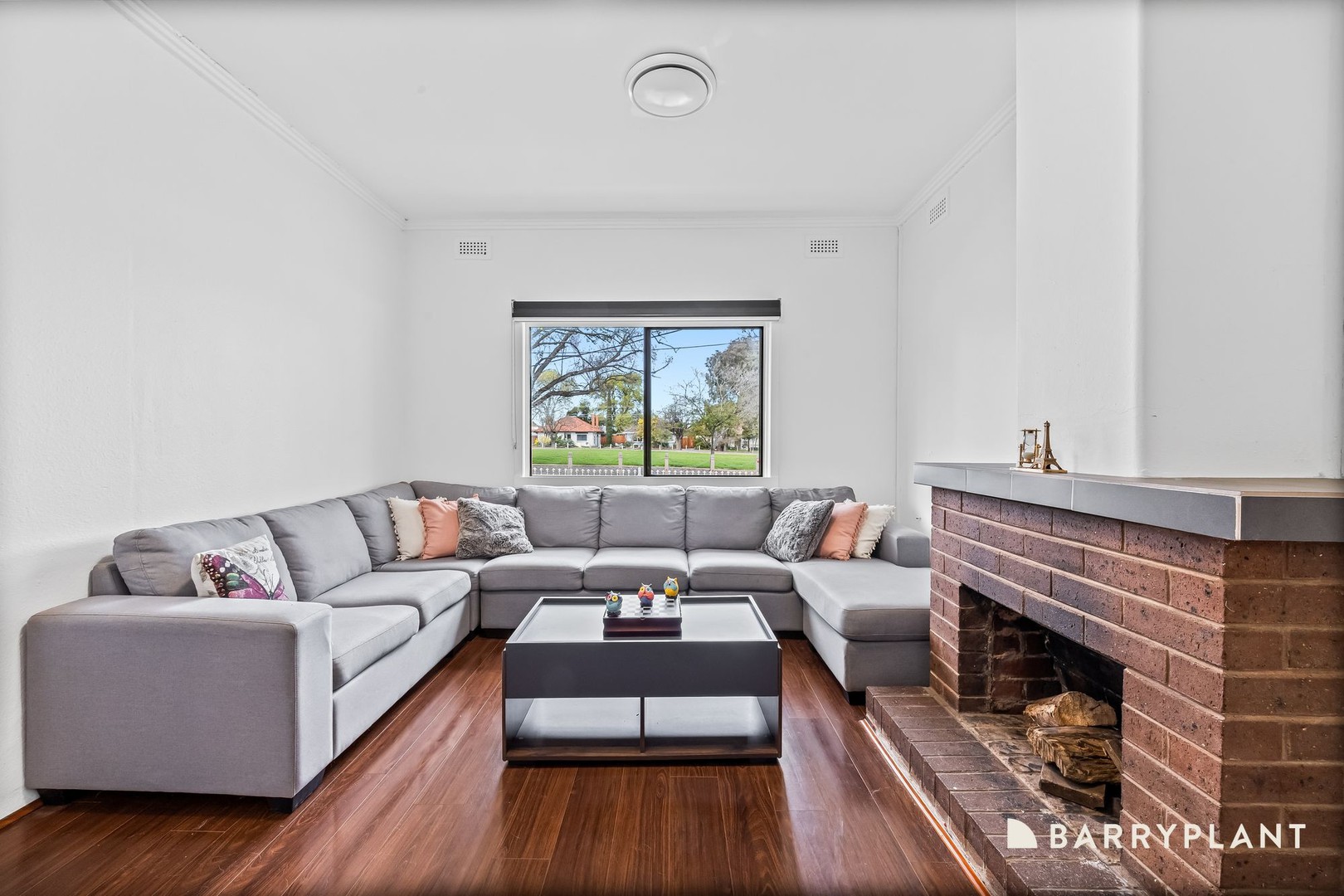 3 Lowe Crescent, Sunshine, VIC 3020, Sunshine - Thumbnail 2