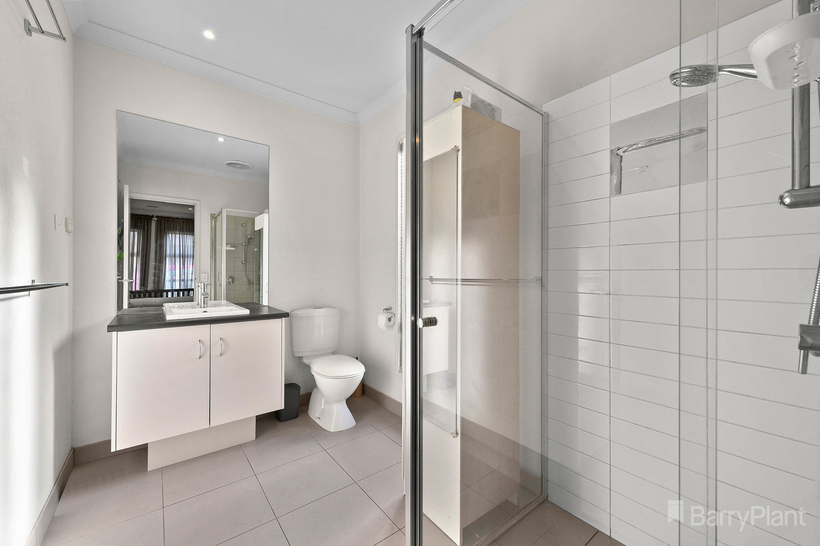 3 Manorwood Way, Berwick, VIC 3806, Berwick - Thumbnail 3