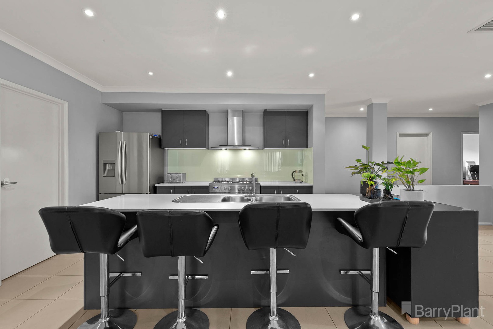 3 Manorwood Way, Berwick, VIC 3806, Berwick - Thumbnail 5