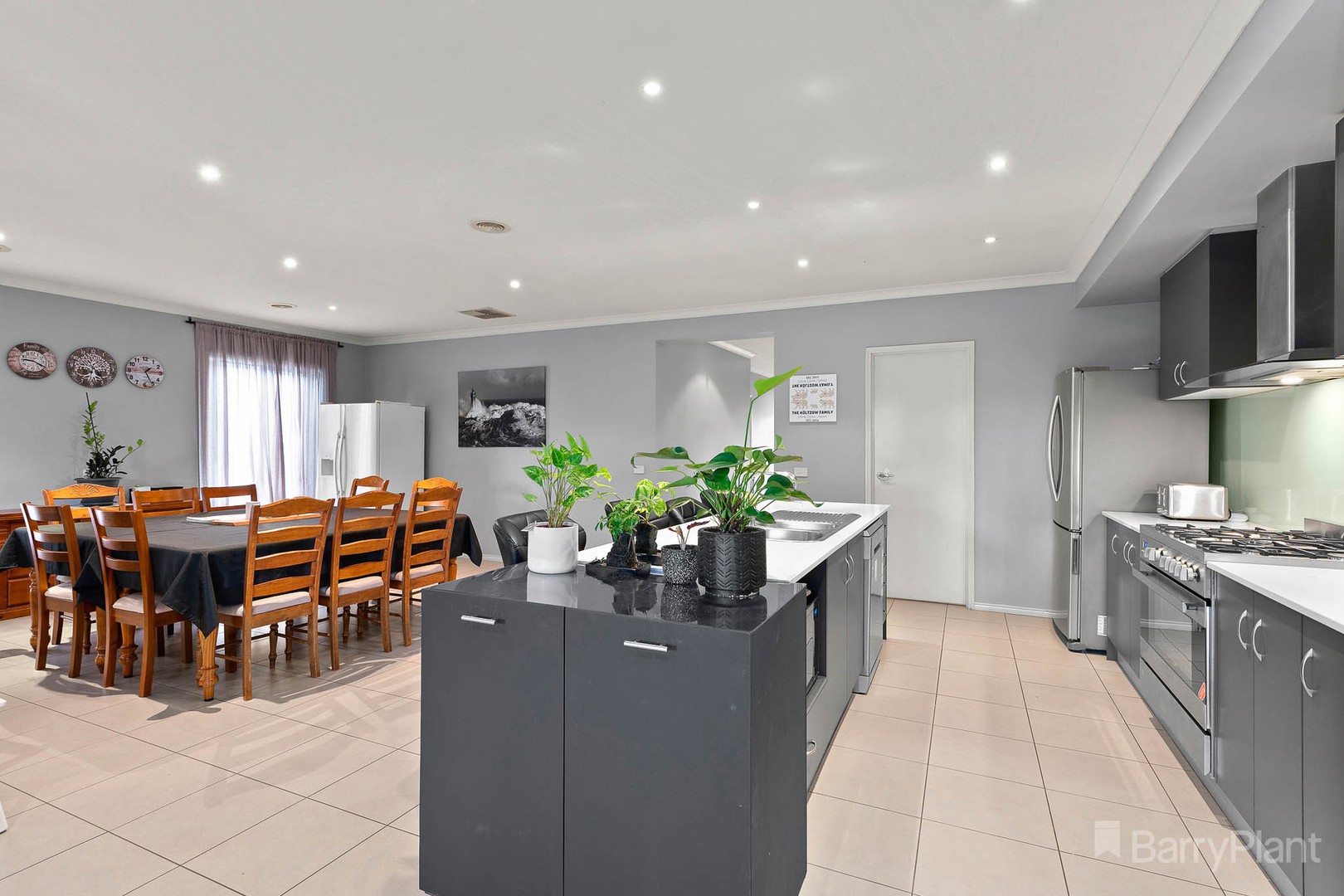 3 Manorwood Way, Berwick, VIC 3806, Berwick - Thumbnail 8