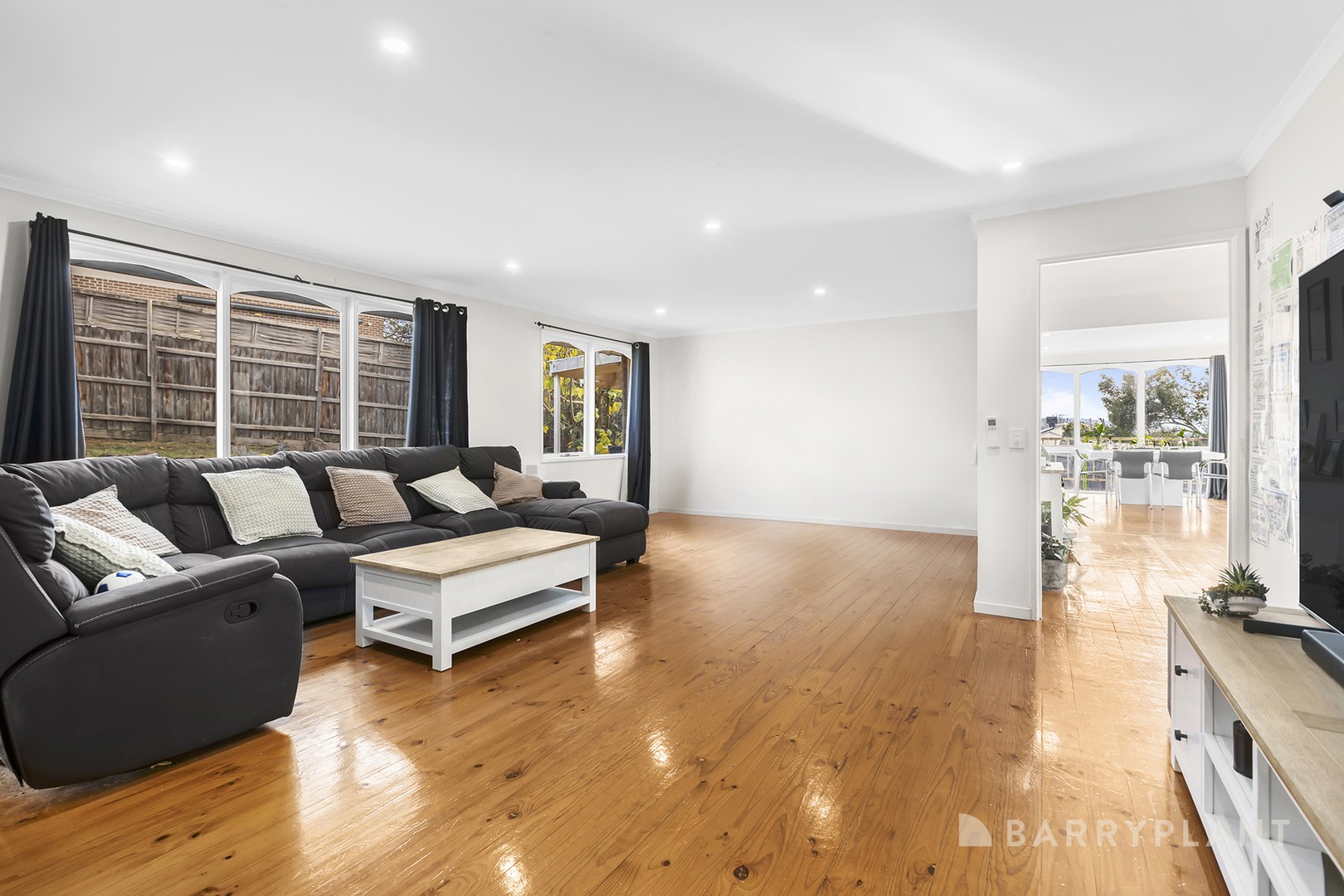 3 Mansion Place, Chirnside Park, VIC 3116, Chirnside Park - Thumbnail 7