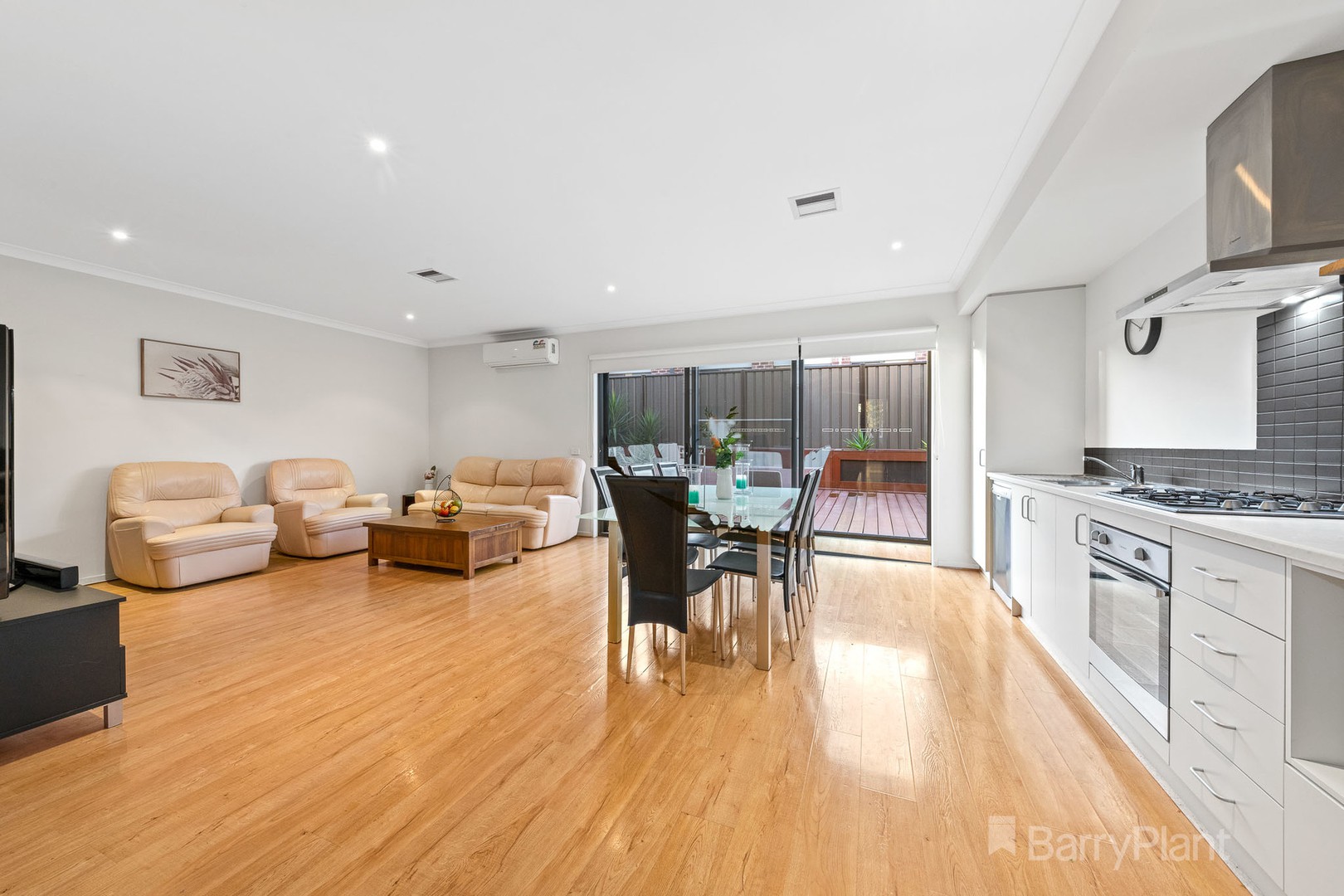 3 Marwedel Avenue, Clyde North, VIC 3978, Clyde North - Thumbnail 3