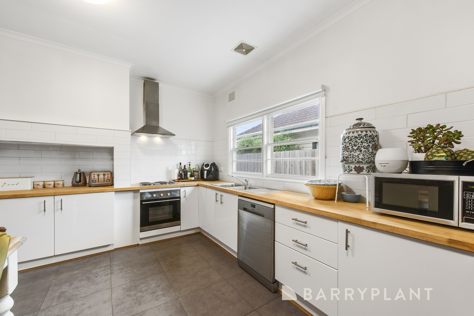 3 Mcdonald Street, Werribee, VIC 3030, Werribee - Thumbnail 7