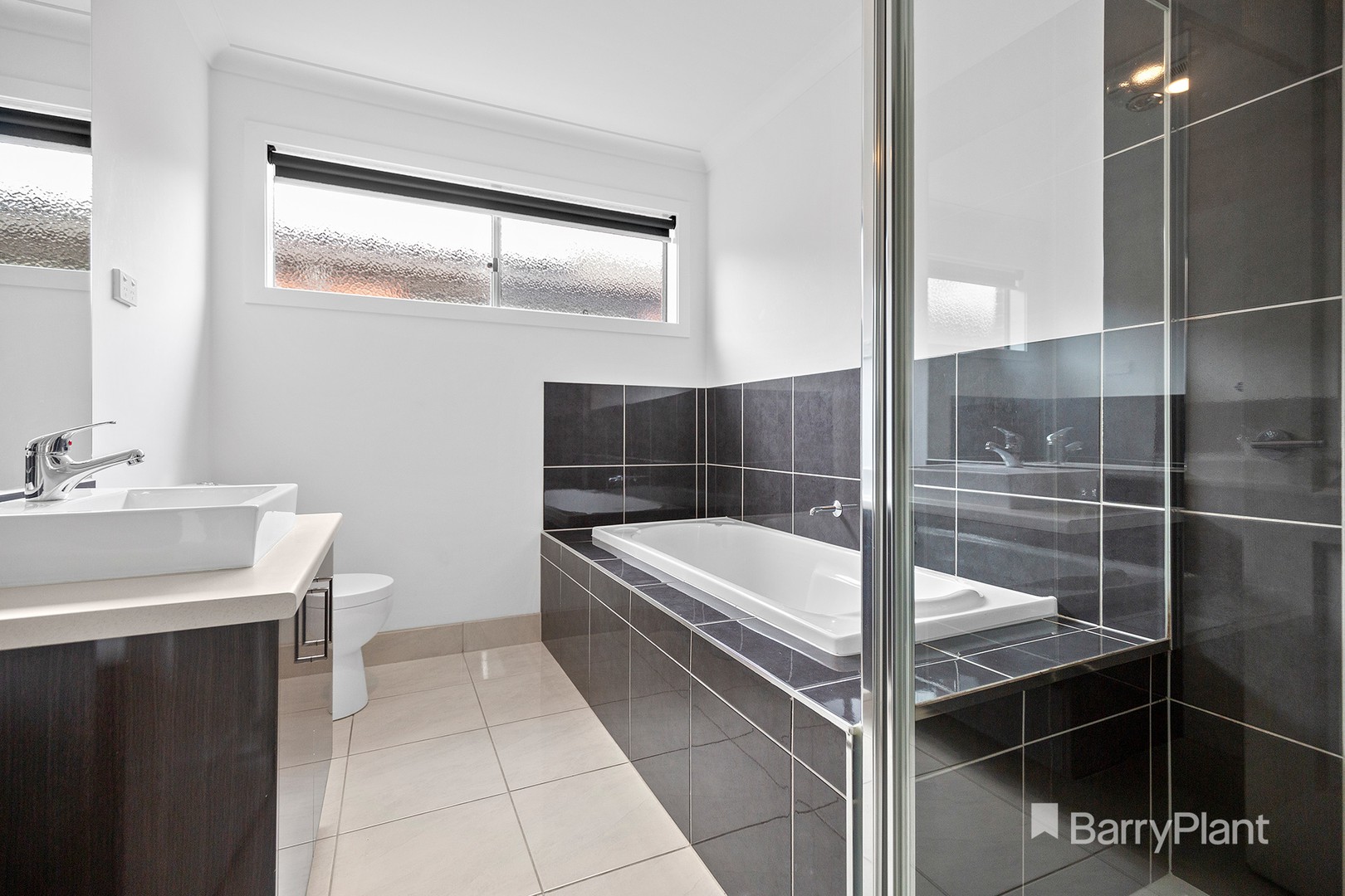 3 McKenna Place, Pakenham, VIC 3810, Pakenham - Thumbnail 8