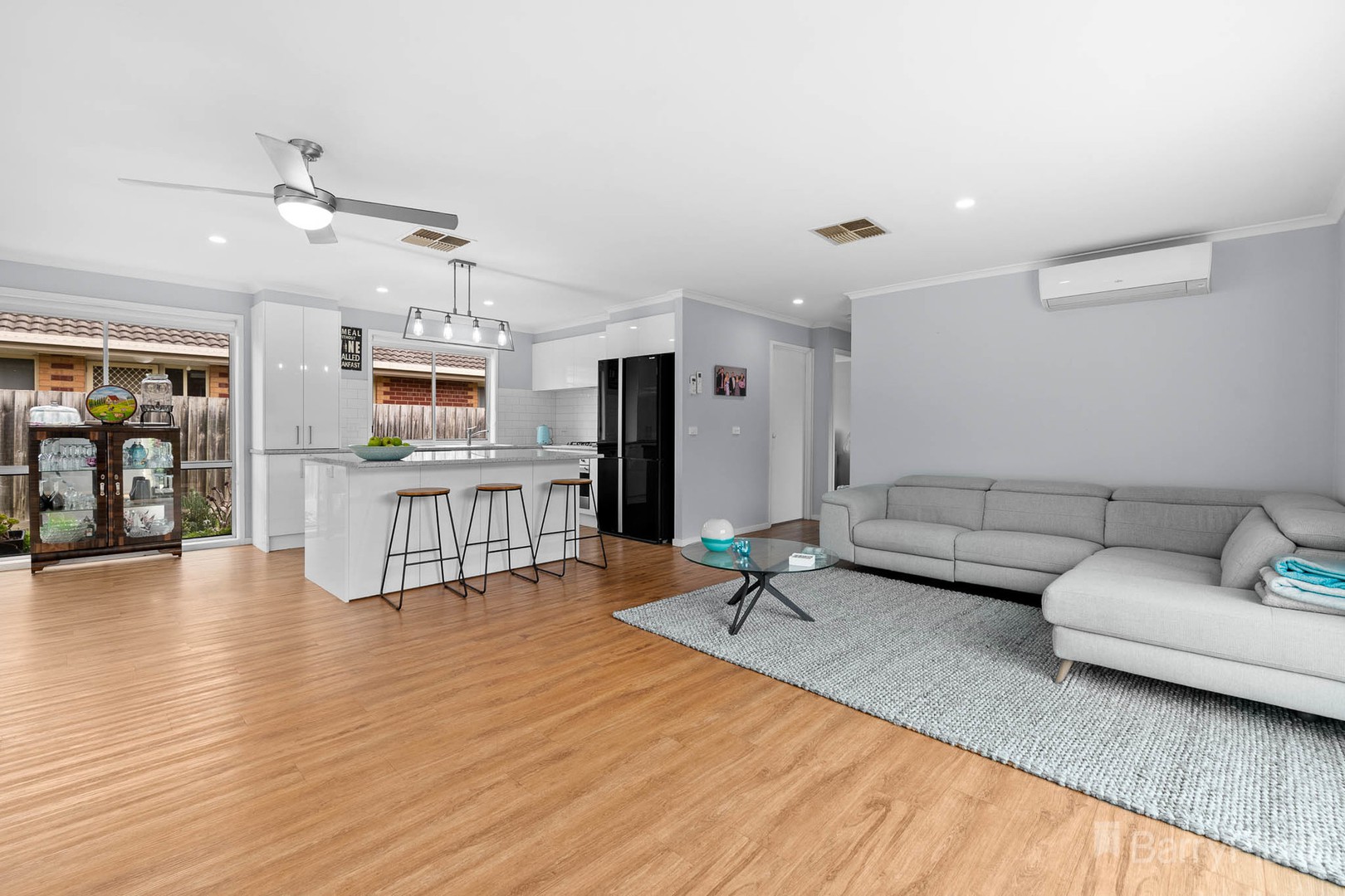 3 Merrijig Avenue, Cranbourne, VIC 3977, Cranbourne - Thumbnail 2