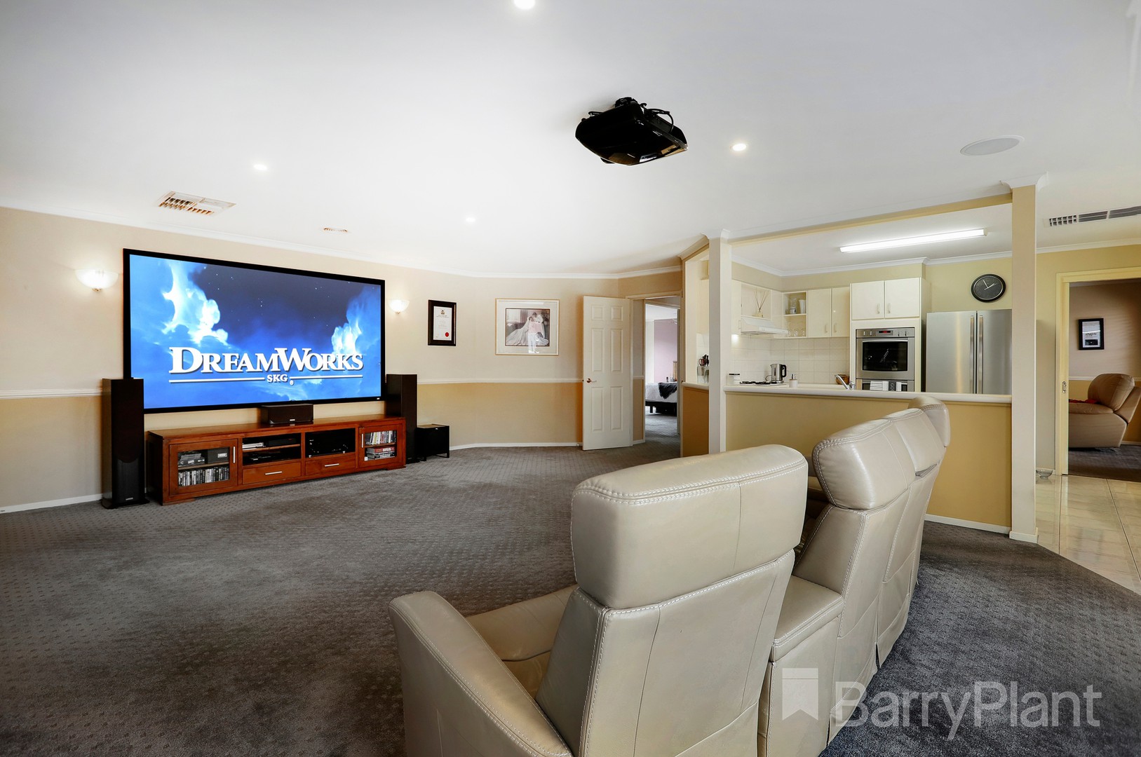 3 Midhurst Court, Craigieburn, VIC 3064, Craigieburn - Thumbnail 4