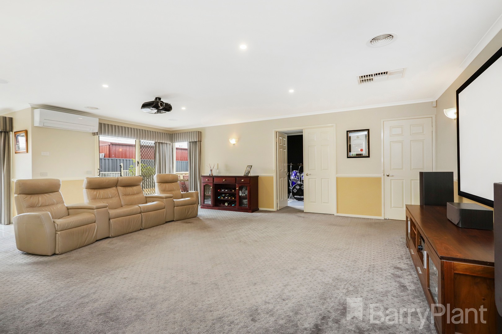 3 Midhurst Court, Craigieburn, VIC 3064, Craigieburn - Thumbnail 6