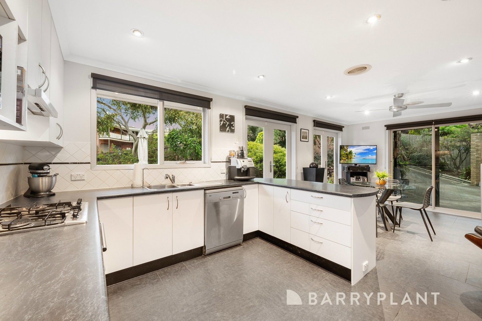 3 Miles Court, Bacchus Marsh, VIC 3340, Bacchus Marsh - Thumbnail 5