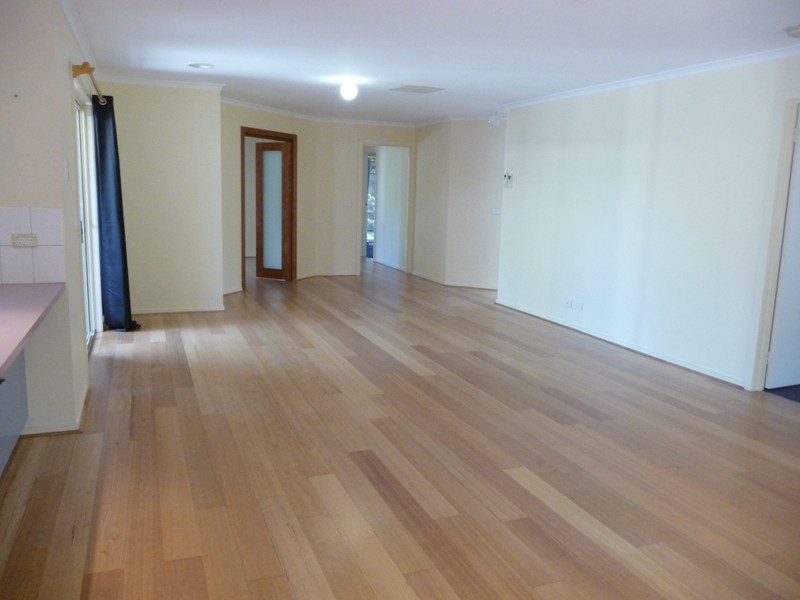 3 Mindara CourtDiamond Creek, VIC 3089  - Leased, Diamond Creek - Thumbnail 2