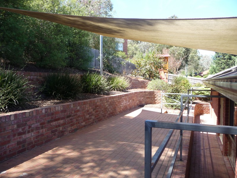 3 Mindara CourtDiamond Creek, VIC 3089  - Leased, Diamond Creek - Thumbnail 6