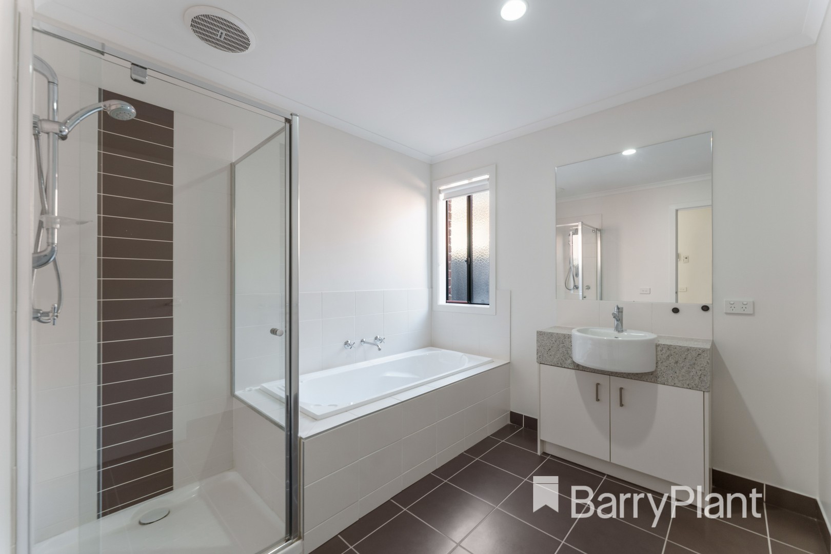 3 Morgan Crescent, Werribee, VIC 3030, Werribee - Thumbnail 7