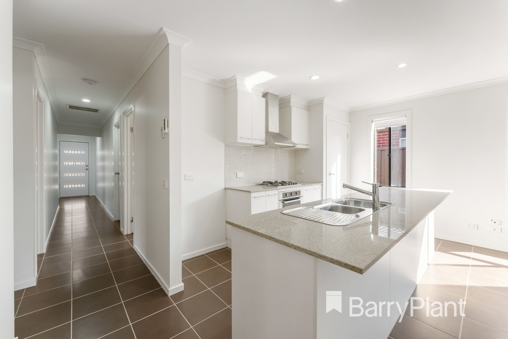 3 Morgan Crescent, Werribee, VIC 3030, Werribee - Thumbnail 4