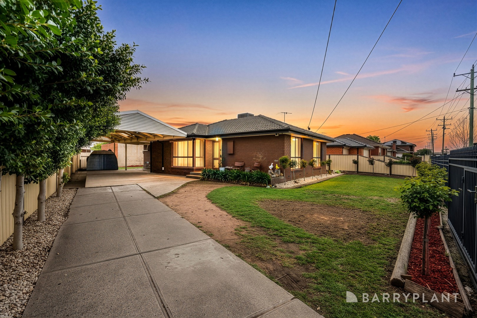 3 Mulhall Drive, St Albans, VIC 3021 - Thumbnail 2 - 08/10/2026