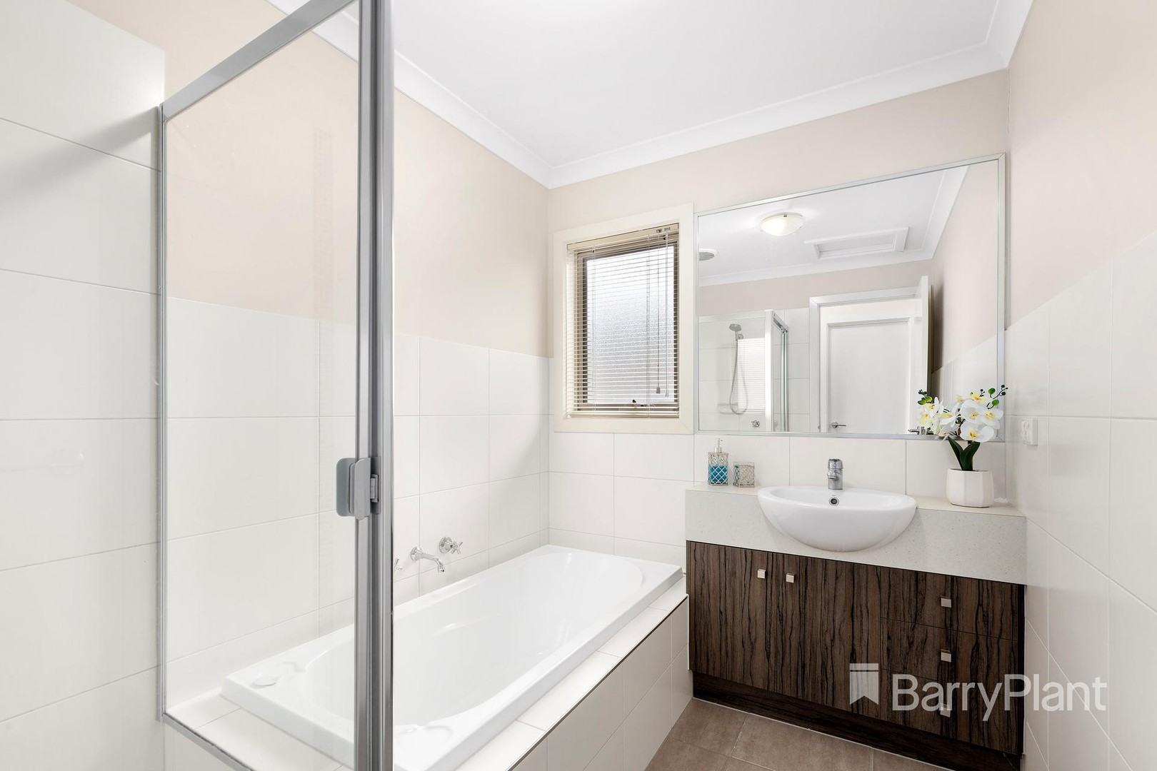 3 Nirvana Drive, South Morang, VIC 3752, South Morang - Thumbnail 5
