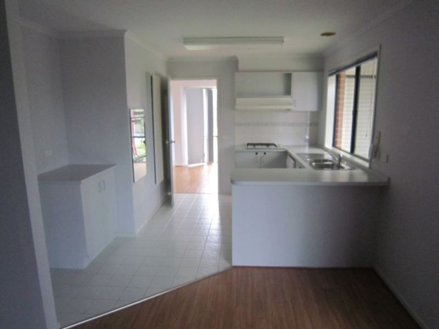 3 Nunney Court, Craigieburn, VIC 3064, Craigieburn - Thumbnail 2