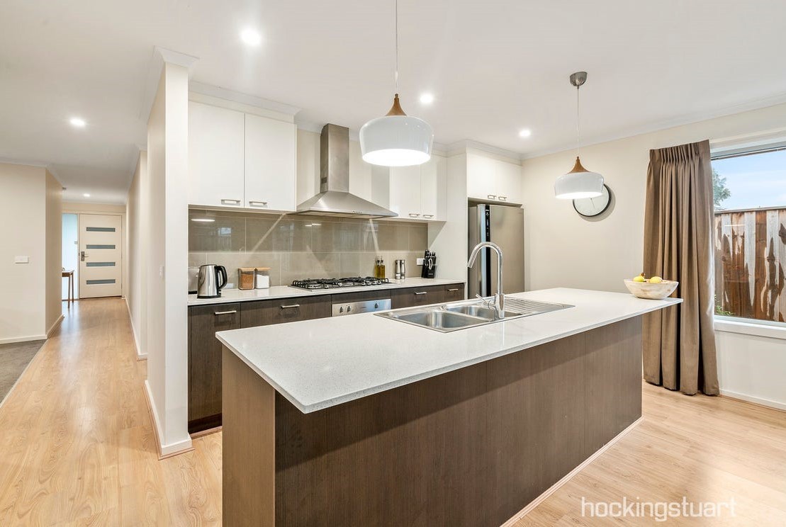 3 Oakbridge Street, Weir Views, VIC 3338, Weir Views - Thumbnail 5