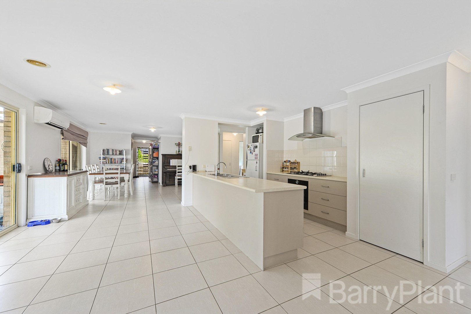 3 Oberon Place, Drouin, VIC 3818, Drouin - Thumbnail 5