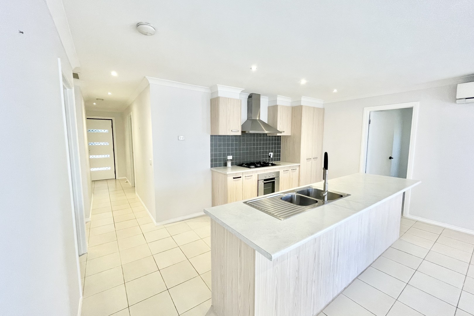 3 Ockley Chase, Derrimut, VIC 3026, Derrimut - Thumbnail 2