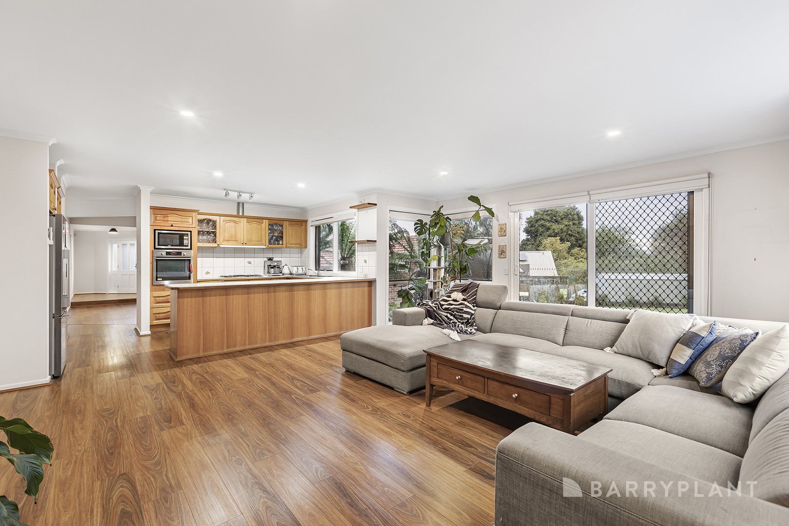 3 Olsen Close, Mooroolbark, VIC 3138, Mooroolbark - Thumbnail 3