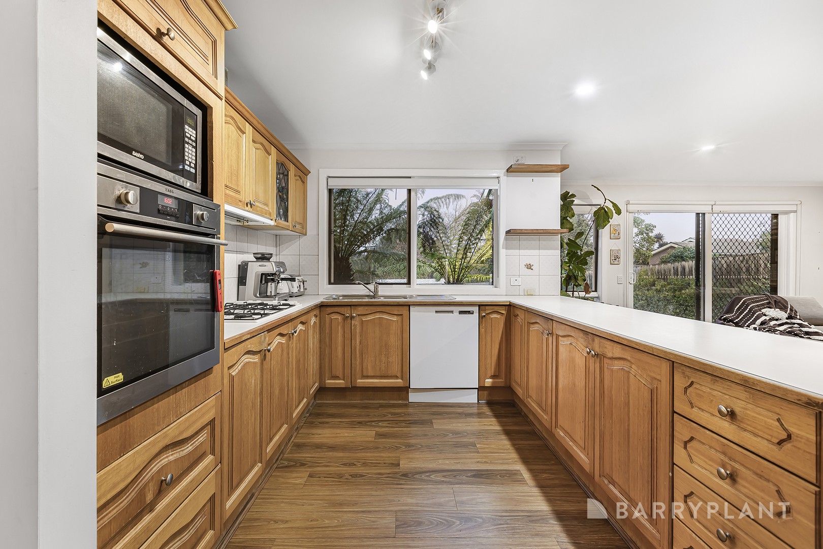 3 Olsen Close, Mooroolbark, VIC 3138, Mooroolbark - Thumbnail 5