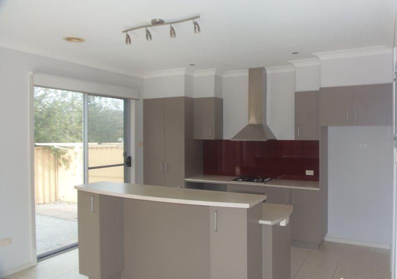 3 Orrong Parade, Caroline Springs, VIC 3023, Caroline Springs - Thumbnail 3