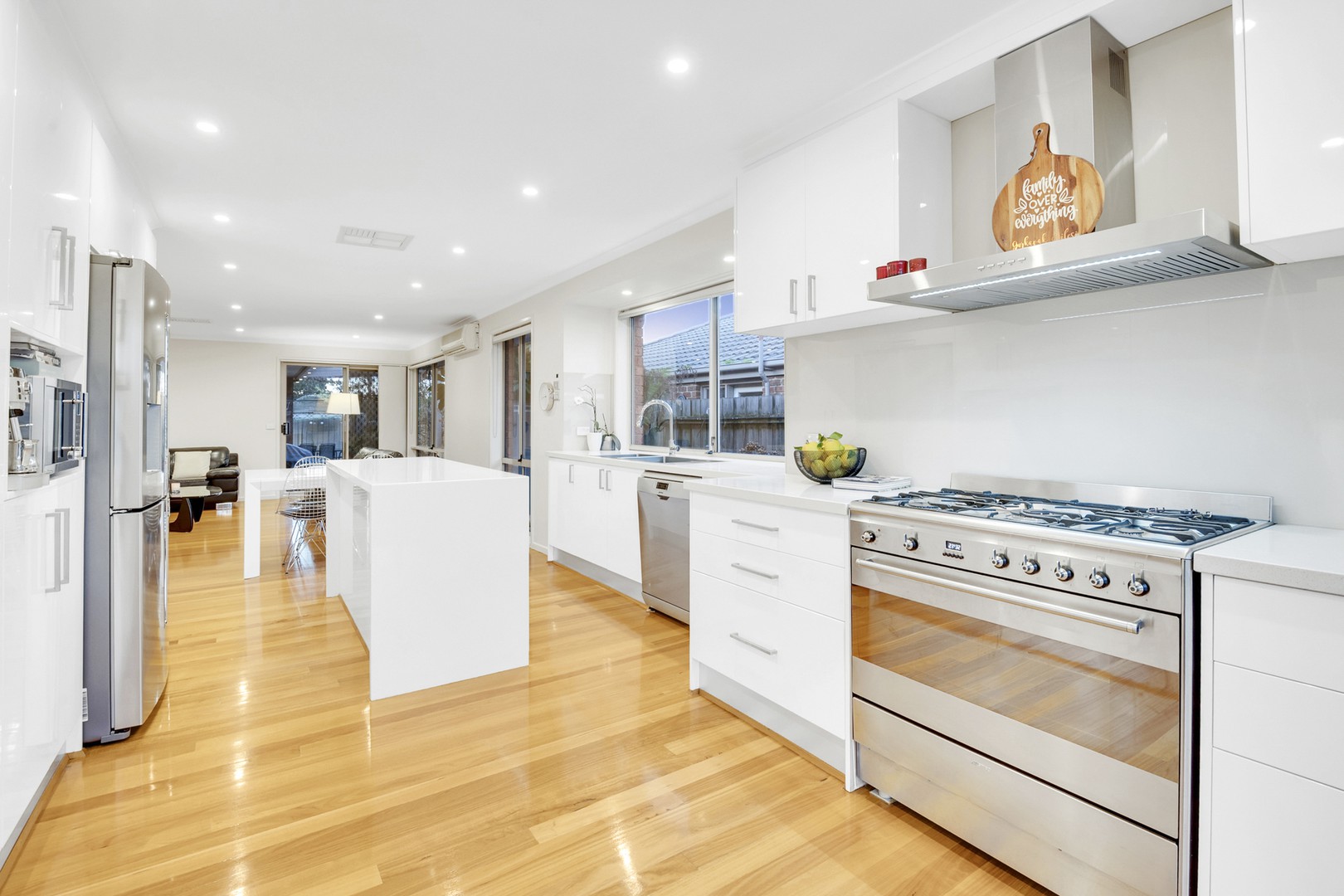 3 Ottery Court, Craigieburn, VIC 3064, Craigieburn - Thumbnail 5