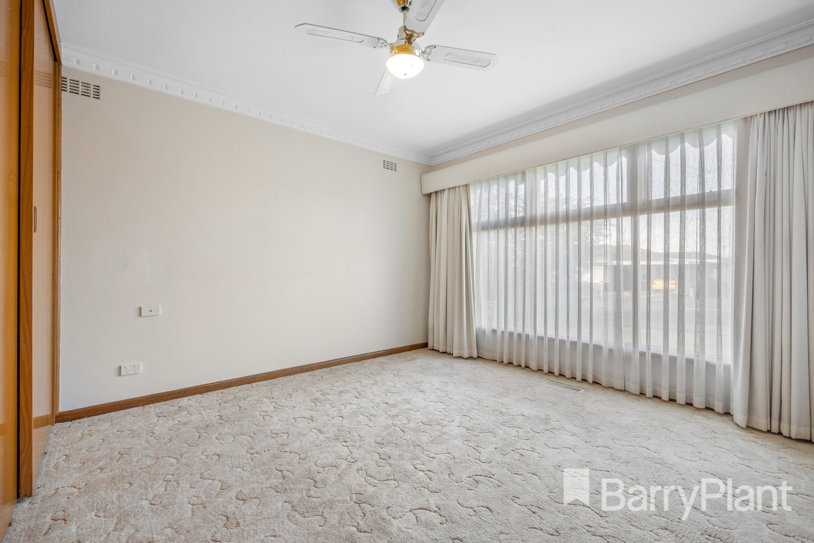 3 Oxford Street, Wendouree, VIC 3355, Wendouree - Thumbnail 4